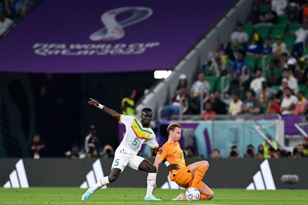 Frenkie De Jong gánh còng lưng tuyến giữa ĐT Hà Lan 3 Frenkie De Jong gánh còng lưng tuyến giữa ĐT Hà Lan 3